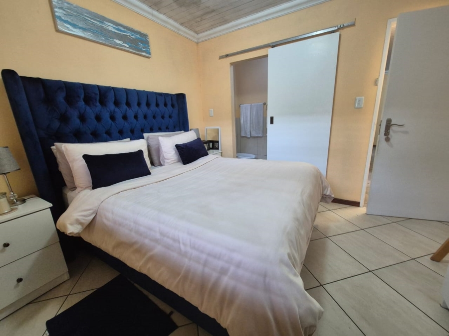 To Let 2 Bedroom Property for Rent in Rondevallei Western Cape